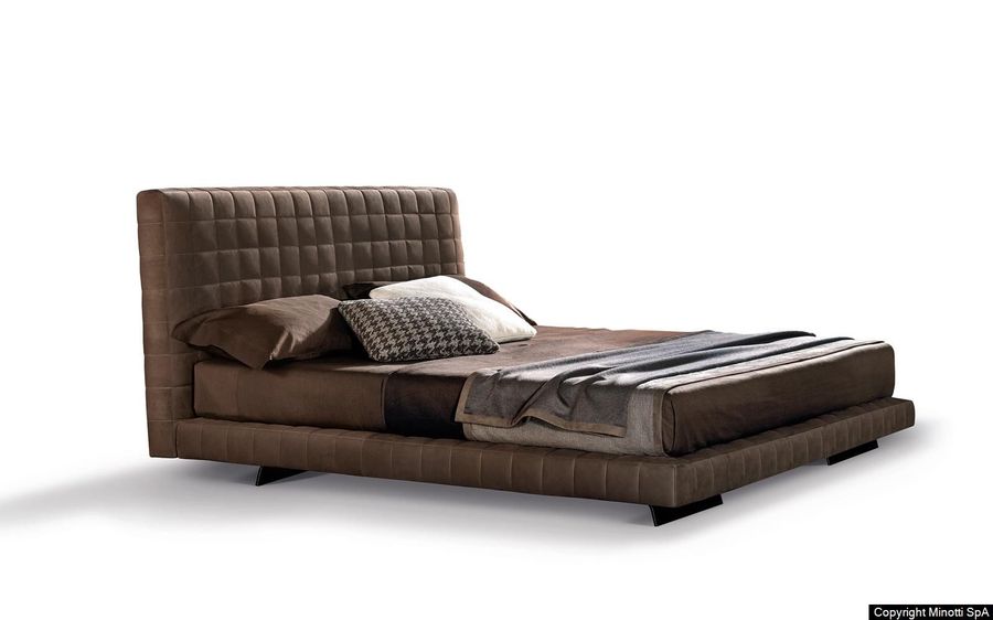 Кровать с мягким изголовьем Minotti Twiggy Bed