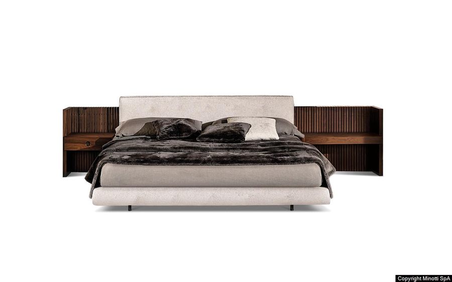 Кровать со встроенными тумбочками Minotti Brasilia Bed