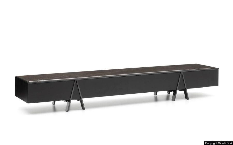 Стильный буфет Minotti Easel