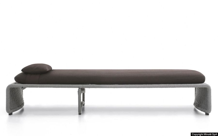 Элегантный шезлонг Minotti Halley "Outdoor"