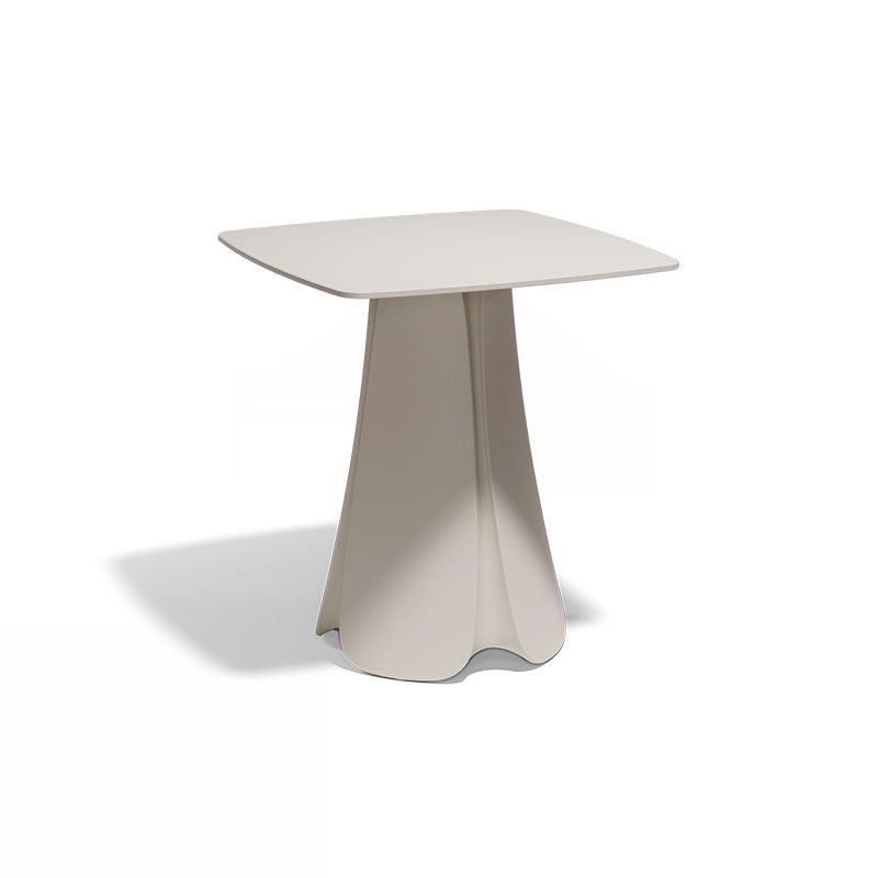 Дизайнерский стол Vondom Pezzetina Table